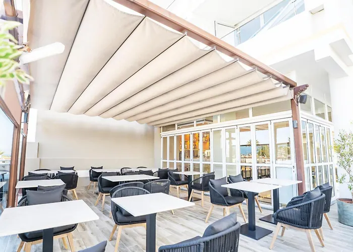 Coral Ocean View - Adults Only