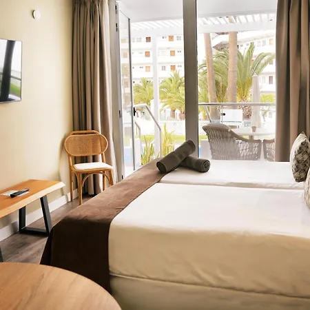 מלון Coral Ocean View - Adults Only 4*