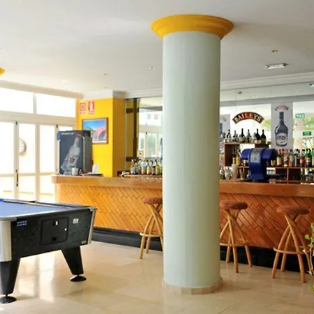 Coral Ocean View - Adults Only ホテル 4*
