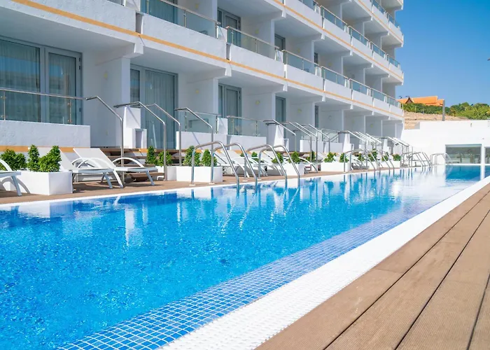 Coral Ocean View - Adults Only 4*