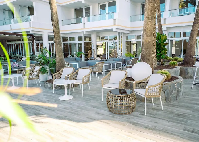Hotel Coral Ocean View - Adults Only 4*